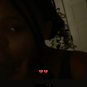 Meet your Posher, Leilani